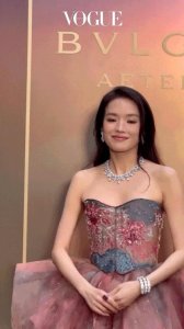​救命，天仙又穿丑衣服了
