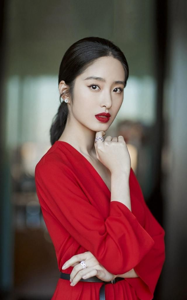 38妇女节送什么礼物最合适，3月8日妇女节，送什么礼物给她最能让她心动？图12