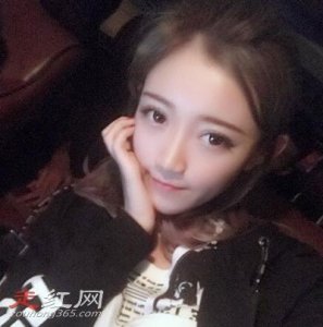 ​快手小伊伊的家庭背景是什么 和牌牌琦一起出名的