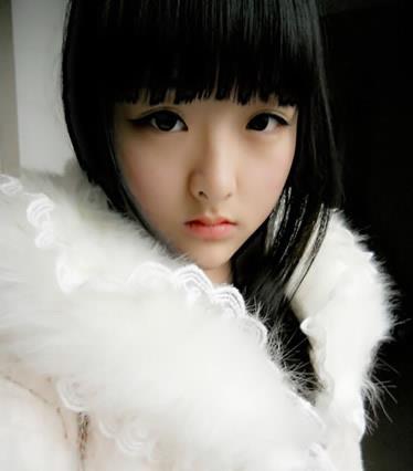 梦婵婵比基尼内衣写真图片 大晒私照秀而走红