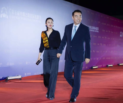 陈红为什么拿住陈凯歌 网曝人工授精是真的吗