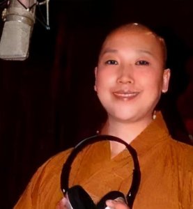 ​歌星李娜照片，演员李娜资料剧照(李娜 演员)