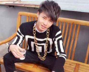 ​广西网红许华升的个人资料 赚了多少钱现在身家多少