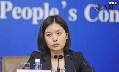 ​美女翻译官张京成家了吗？揭秘她和老公的感情过往
