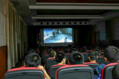 ​禁毒教育片《纸飞机》汨罗巡映29场等您来