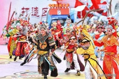 ​新年习俗：流行于广东福建的英歌舞，起源有五种说法，你认为呢？