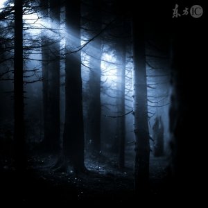 ​小说：盗墓三人组推门而入，竟遇三具笑面尸，三人直接被吓瘫