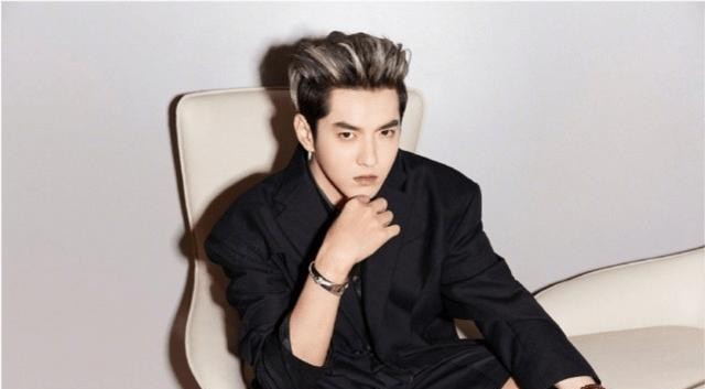 吴亦凡李小璐短信内容（吴亦凡曾收到李小璐暧昧信息）