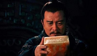 ​袁绍都不敢称帝，袁术为什么就称帝了？袁术称帝的底气是什么