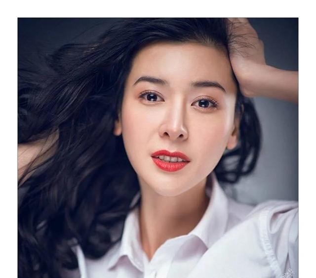黄海冰老婆是谁（演员黄海冰结婚8年儿女双全）