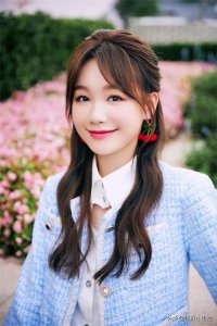 ​徐梦洁，甜美柔情的青春美少女，治愈系颜值，太迷人啦