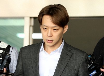 ​朴有天染毒离开韩国了 友人爆料「跟弟住泰国」：他很想回演艺圈