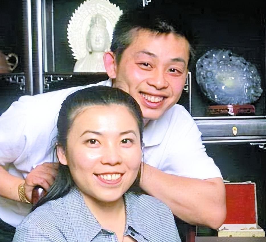 邓亚萍简介及个人简历（“乒坛女皇”邓亚萍：因个子太矮被拒绝入队，转身赢得18枚金牌）