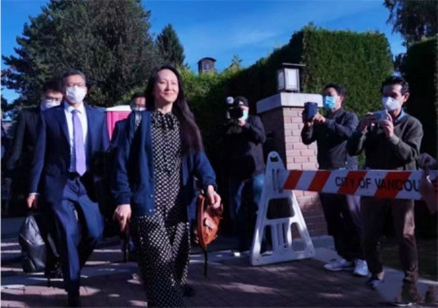 孟晚舟背后的男人：婚前突然离职华为，1028天不离不弃陪伴