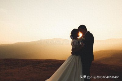 ​已婚男人联系初恋什么心理 男人对初恋是什么心理