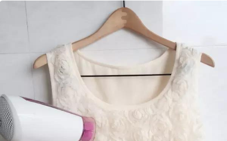 衣服上印的图案怎么能快速弄掉,如何快速去掉衣服上的logo?是印上去的胶印的那种图2