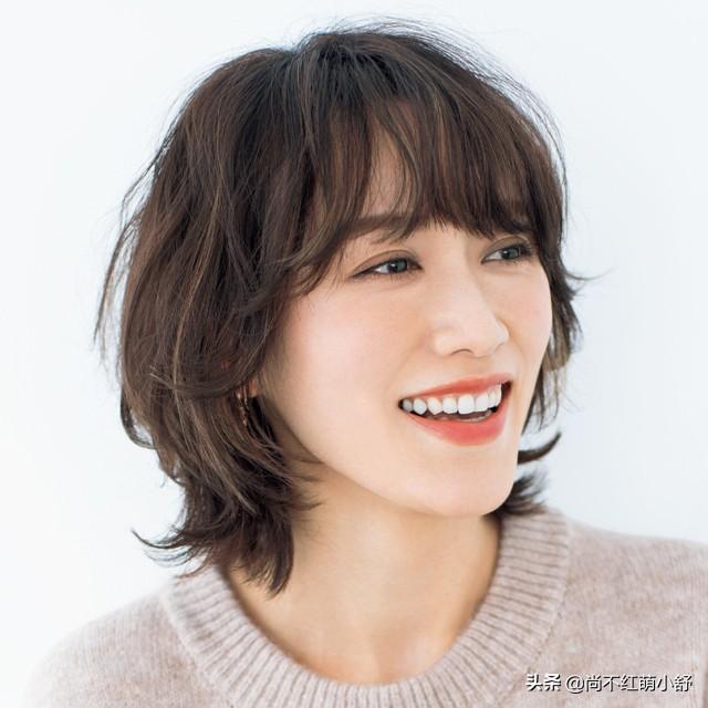 今年流行的衣服(今年流行的这些)(12)