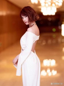 ​吃不起海鲜言论遭网暴，杨丞琳方回应