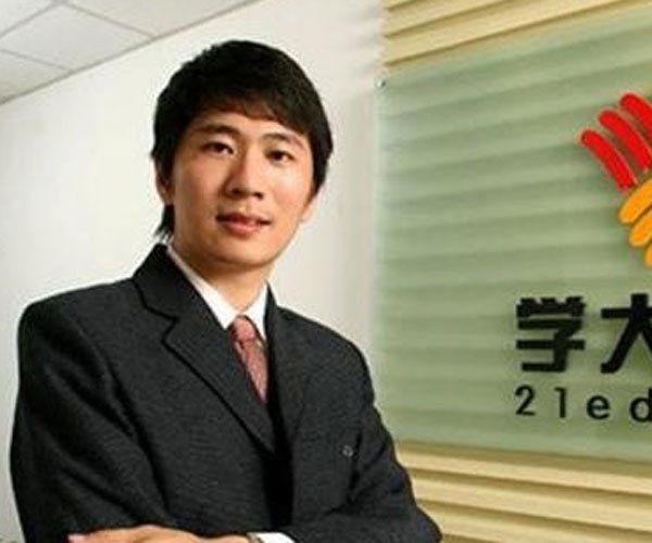 柳林妻子康乐的图片 柳传志相信儿子的眼光