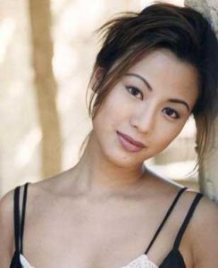 ​陈雅伦个人资料