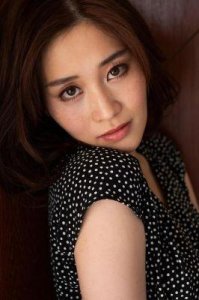 ​高桥凛：拥有完美上围的岛国尤物