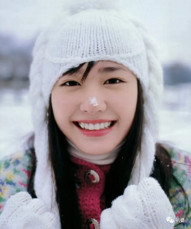 新恒结衣是谁(新垣结衣好惨,才33岁就被骂“老阿姨”了)