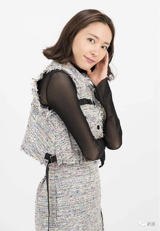 新恒结衣是谁(新垣结衣好惨,才33岁就被骂“老阿姨”了)