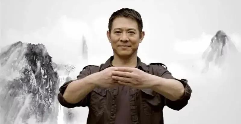 李连杰的爷爷是谁(李连杰的家世背景到底有多牛?爷爷爸爸的简介至今不敢公开)