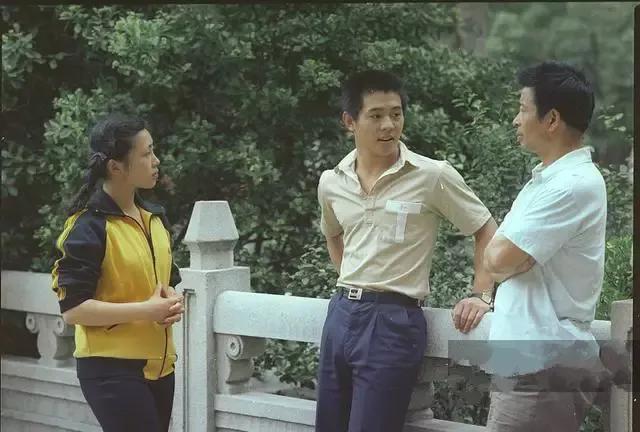 李连杰的爷爷是谁(李连杰的家世背景到底有多牛?爷爷爸爸的简介至今不敢公开)