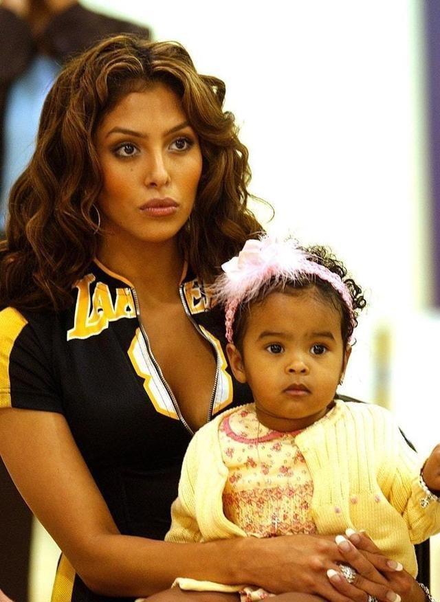 曾是情场浪子,遭遇两次婚姻危机,终成好丈夫好爸爸