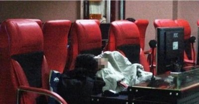 ​年轻游戏主播突然猝死令人惋惜