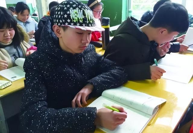 割肝救父真实案例（6年前13岁少年不顾劝阻）(17)