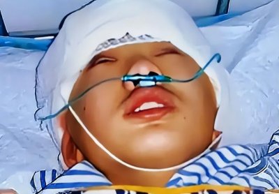 ​割肝救父真实案例（6年前13岁少年不顾劝阻）