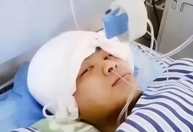 割肝救父真实案例（6年前13岁少年不顾劝阻）(11)