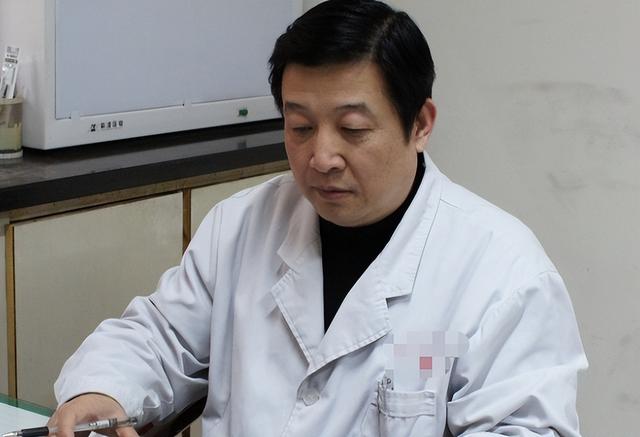 割肝救父真实案例（6年前13岁少年不顾劝阻）(15)