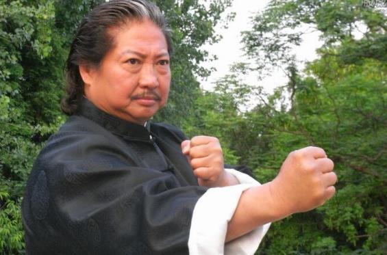 2025年洪金宝还活的吗 洪金宝现状介绍