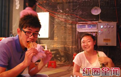 湖北台主持人崔建宾个人资料家庭背景惊人