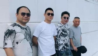 ​德云社的侯震为什么不说相声(侯震为什么一直在郭德纲里面)