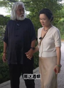 ​传张纪中小31岁娇妻怀三胎 男方72岁老当益壮