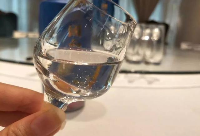 牛二陈酿和牛栏山陈酿有什么区别(喝了这么多年牛栏)(1)