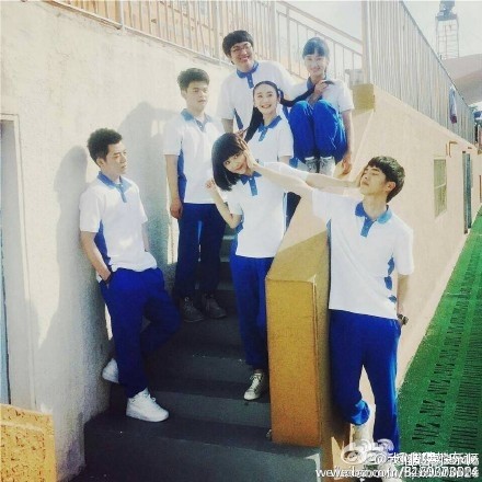 刘昊然正牌女友曝光！绯闻女友欧阳娜娜哭晕在厕所，网友伤透心