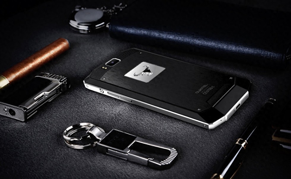 手机史上最强1万毫安电池手机欧奇OKP6来了