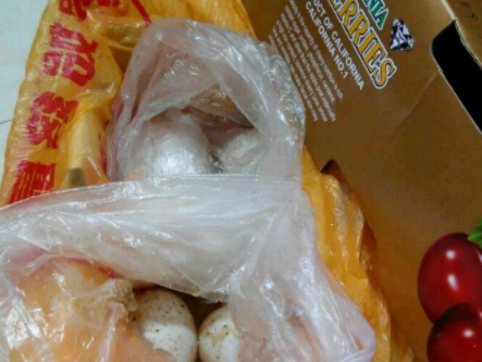 七天快速腌鸭蛋出油,快速腌鸭蛋出油最好的方法视频图9