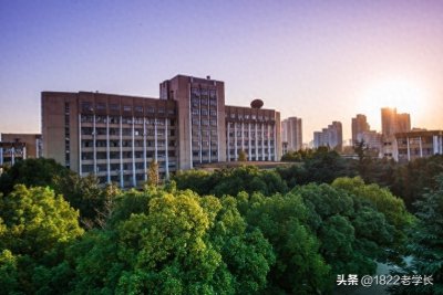 ​浙江高校最新排名：宁大甩开浙工！杭电第8，浙工商超温医