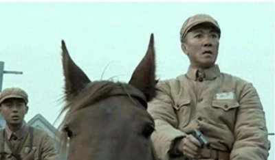 ​亮剑：五师师长名字被叫错，李栗为何不敢叫板李云龙