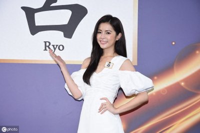 ​Selina妹妹任容萱温柔甜笑似女神，曾参加综艺“征婚”如今仍单身