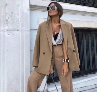 ​在美女如云的乌克兰，女生装扮可比男生帅气多了