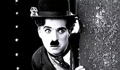 ​卓别林:从默片时代的巨星到人类灵魂的唤醒者