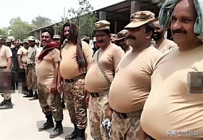 ​印度军人到底吃什么？从皮包骨到大胖子，军队伙食暴露印度大问题