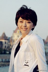 ​黄小蕾1981年5月18日，出生于重庆万州，看过她演的很多古装戏